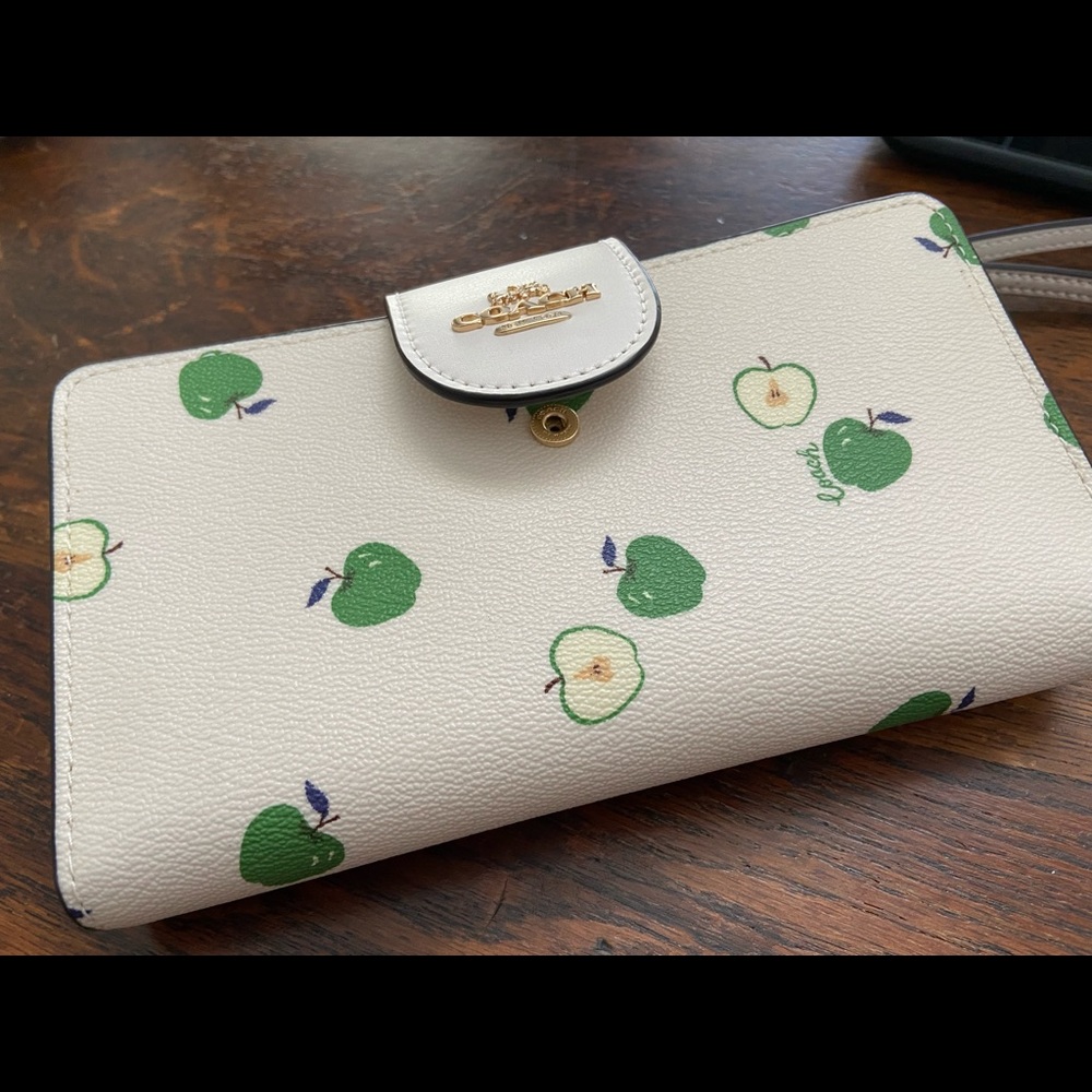 Coach Apple tech wallet